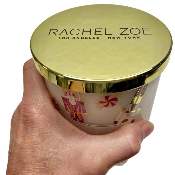 NWT! 🎅🏼 Rachel Zoe 16 oz. NUTCRACKER “Let it Snow” Christmas Holiday candle - Picture 9 of 11
